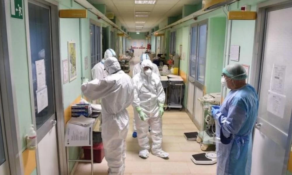 Κορονοϊός: Γιατί έχασαν τη ζωή τους και νέοι άνθρωποι